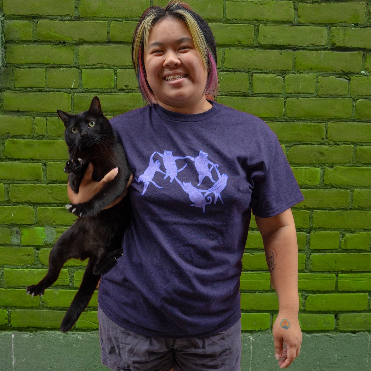 Dancing Cats T-shirt - MUKA